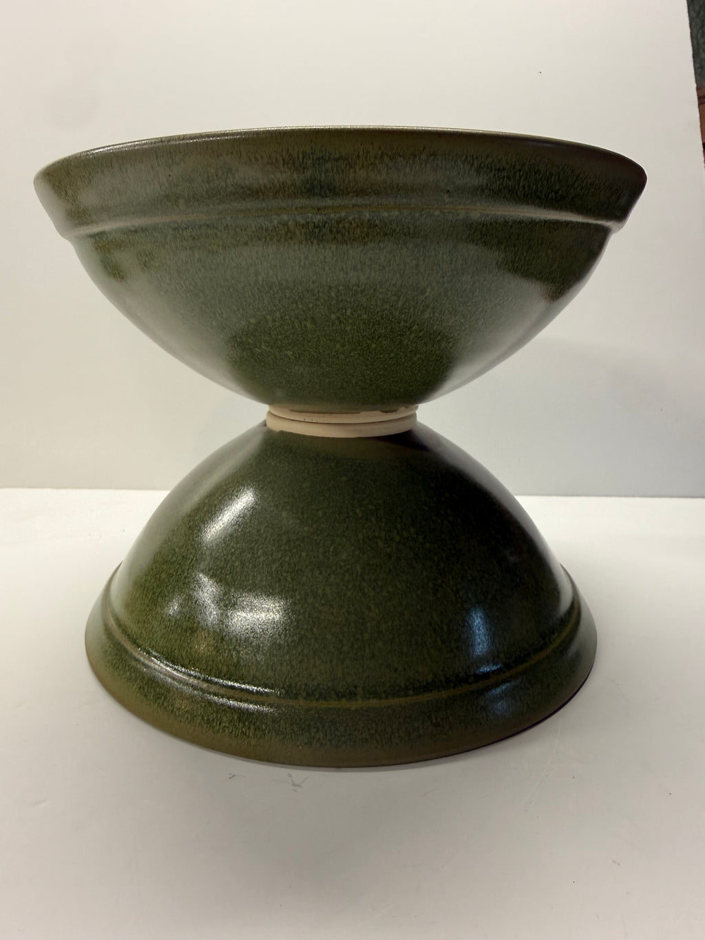 Item 0007 : LFPR Stoneware Medium Bowls in Green (Laigoi) STUNNERS!!!