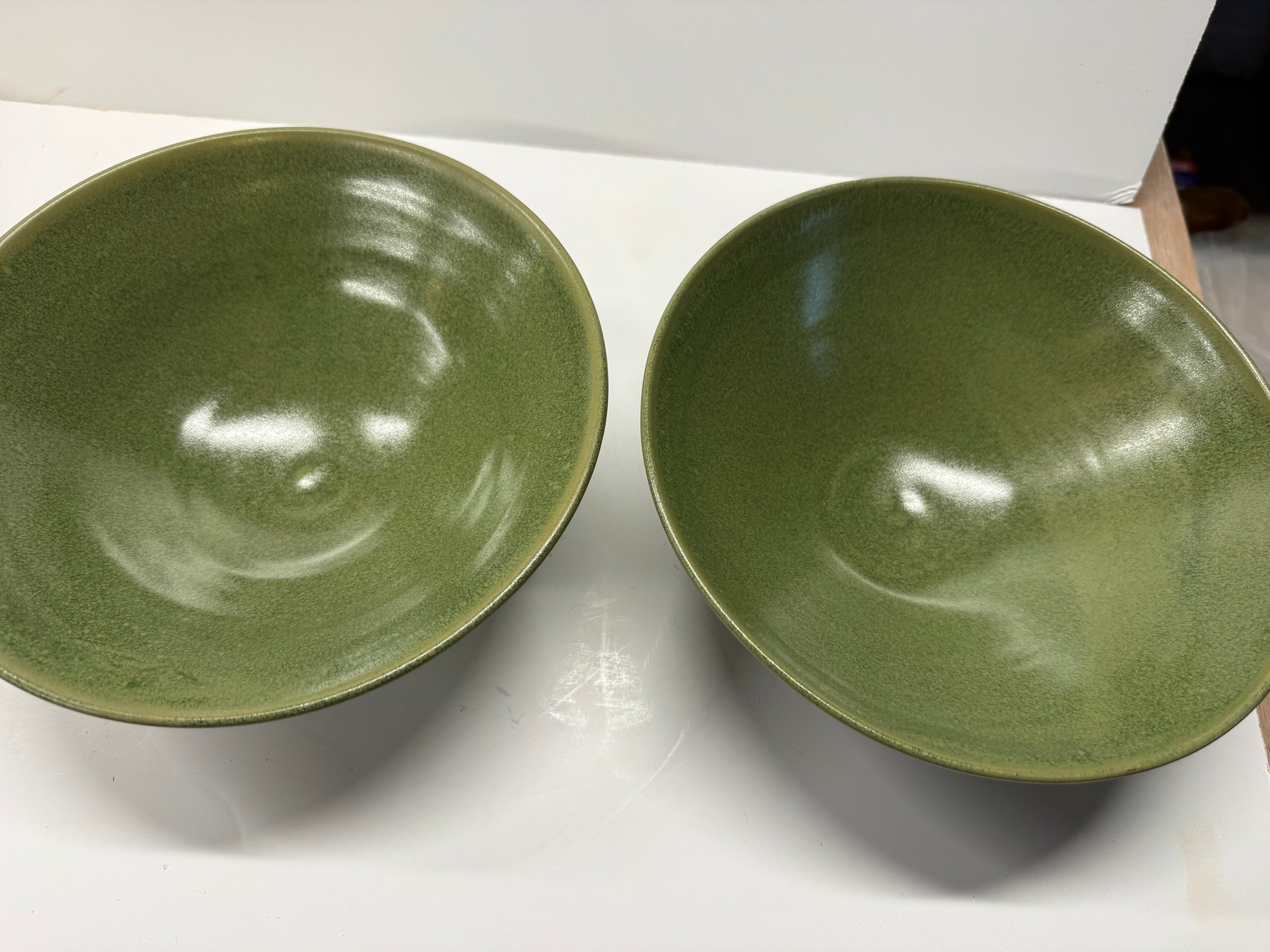 Item 0006 : LFPR Stoneware Medium Bowls in Green (Laigoi) - STUNNERS!!!