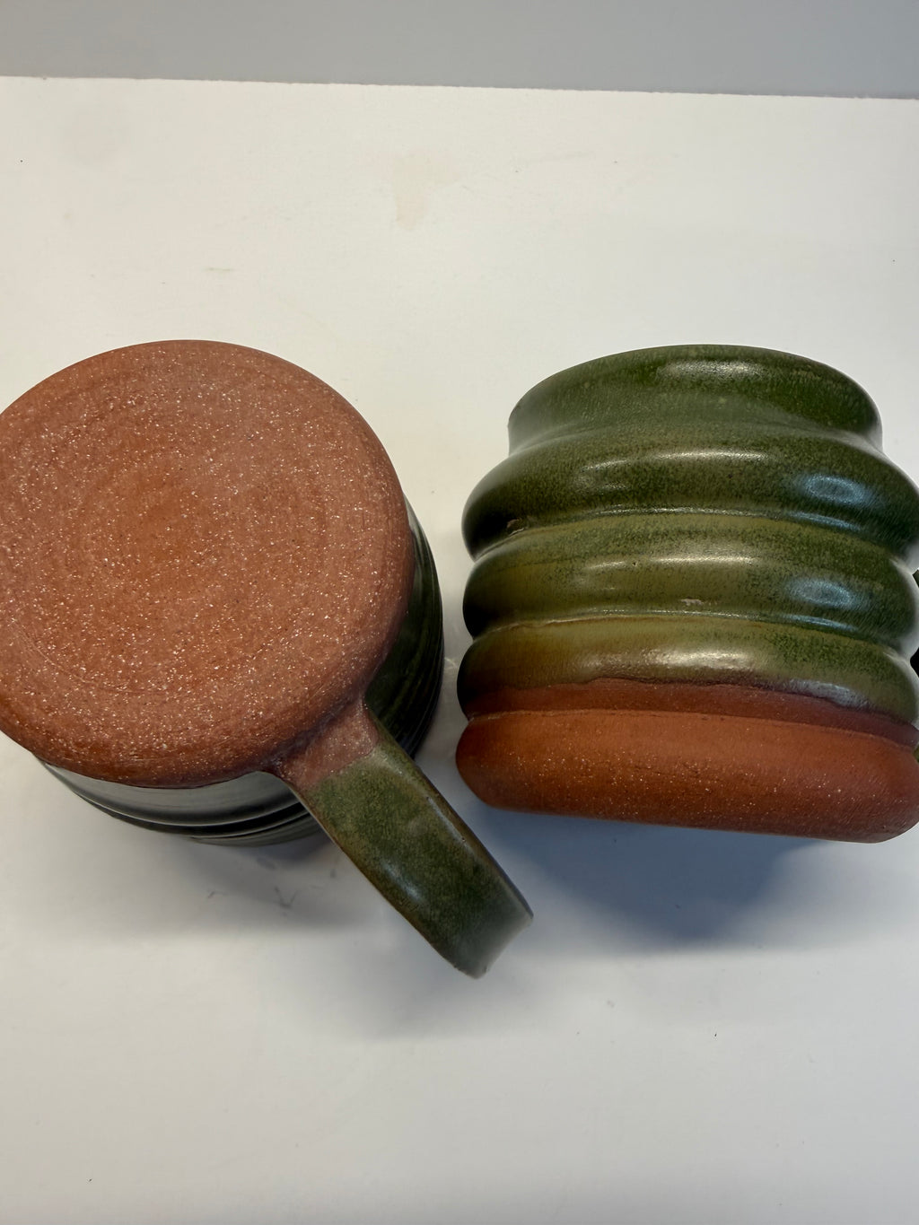 Item 0012: LFPR Stoneware Bubble Mugs in Laigoi Green