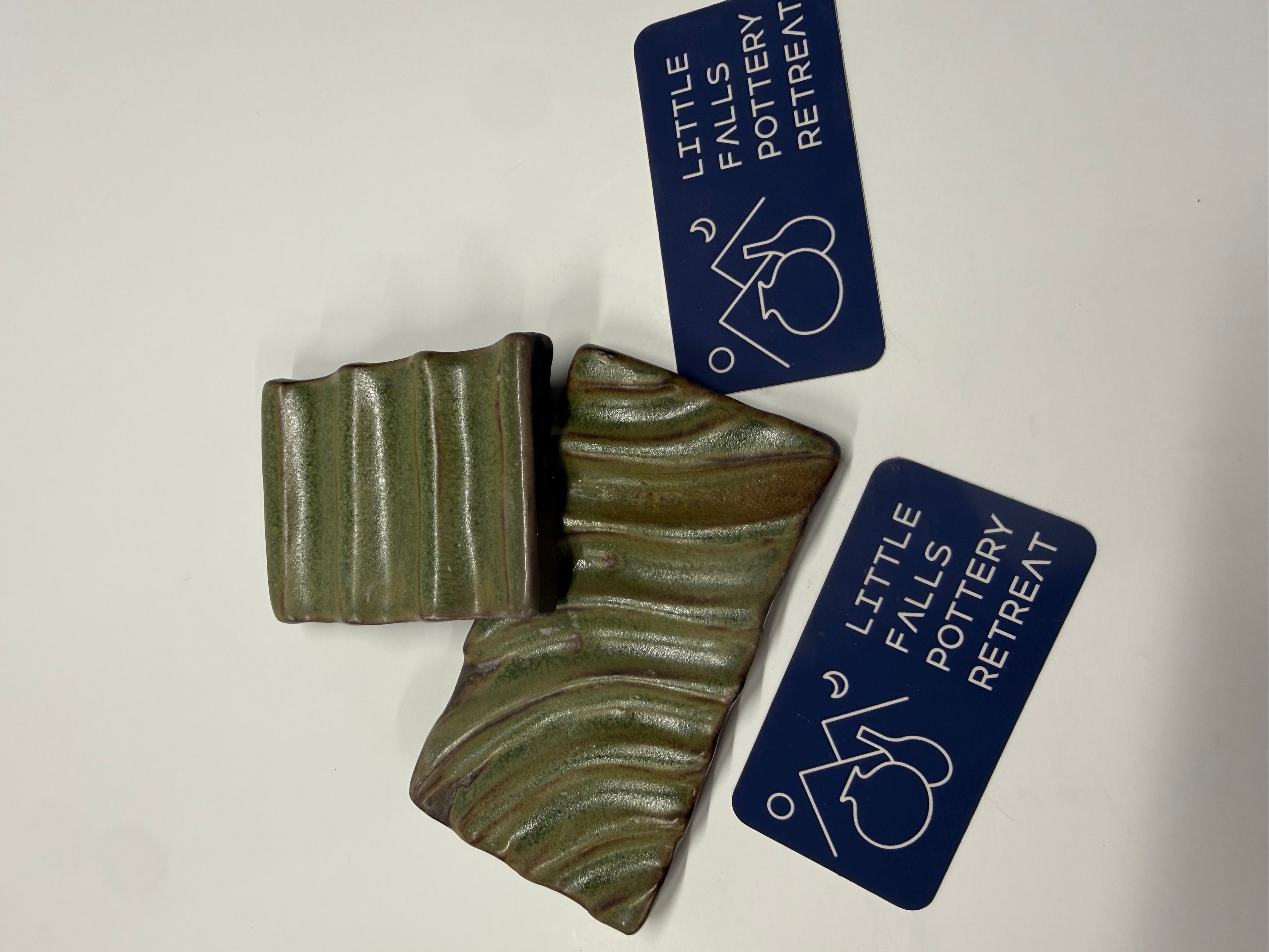 Item 0019: LFPR Dragon-fly Hand-carved Soap-saver/dish PAIR in Green (Laigoi)